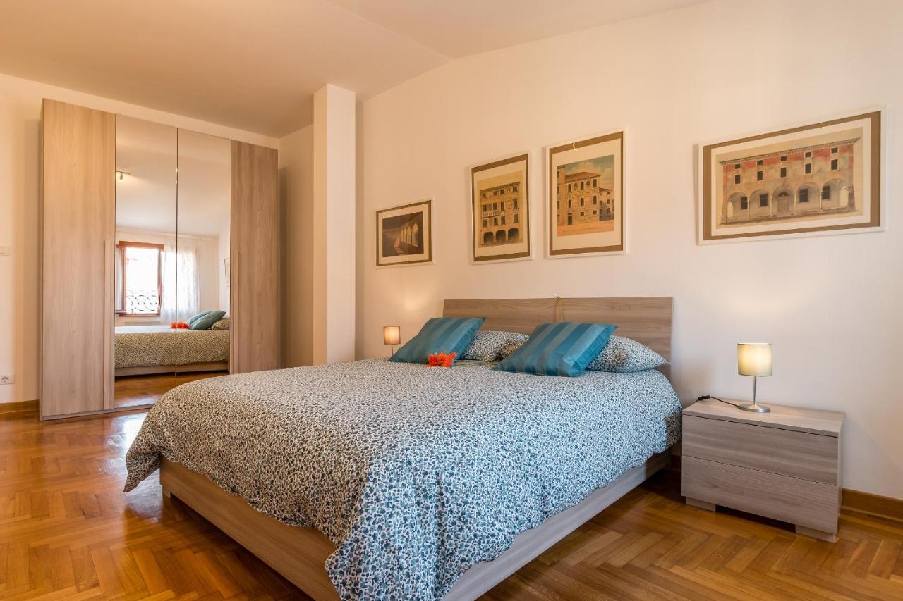 Apartamento Basilica Sant'Antonio @100 Meters Padua Exterior foto
